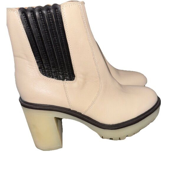 Oasis  Society Anastasia Boot Lug Chelsea Bootie Cream Black Lug Heel Size 6 - Picture 1 of 10